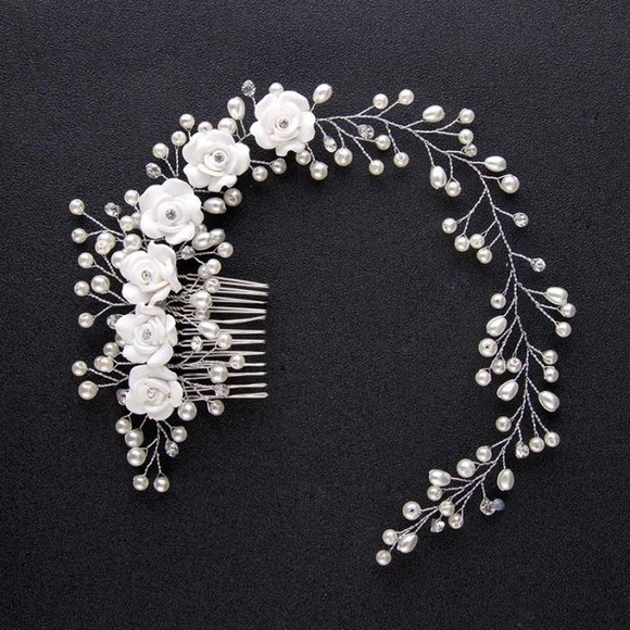 Pearl and Crystal White Flower Bridal Hair Comb - Picture 7 of 16